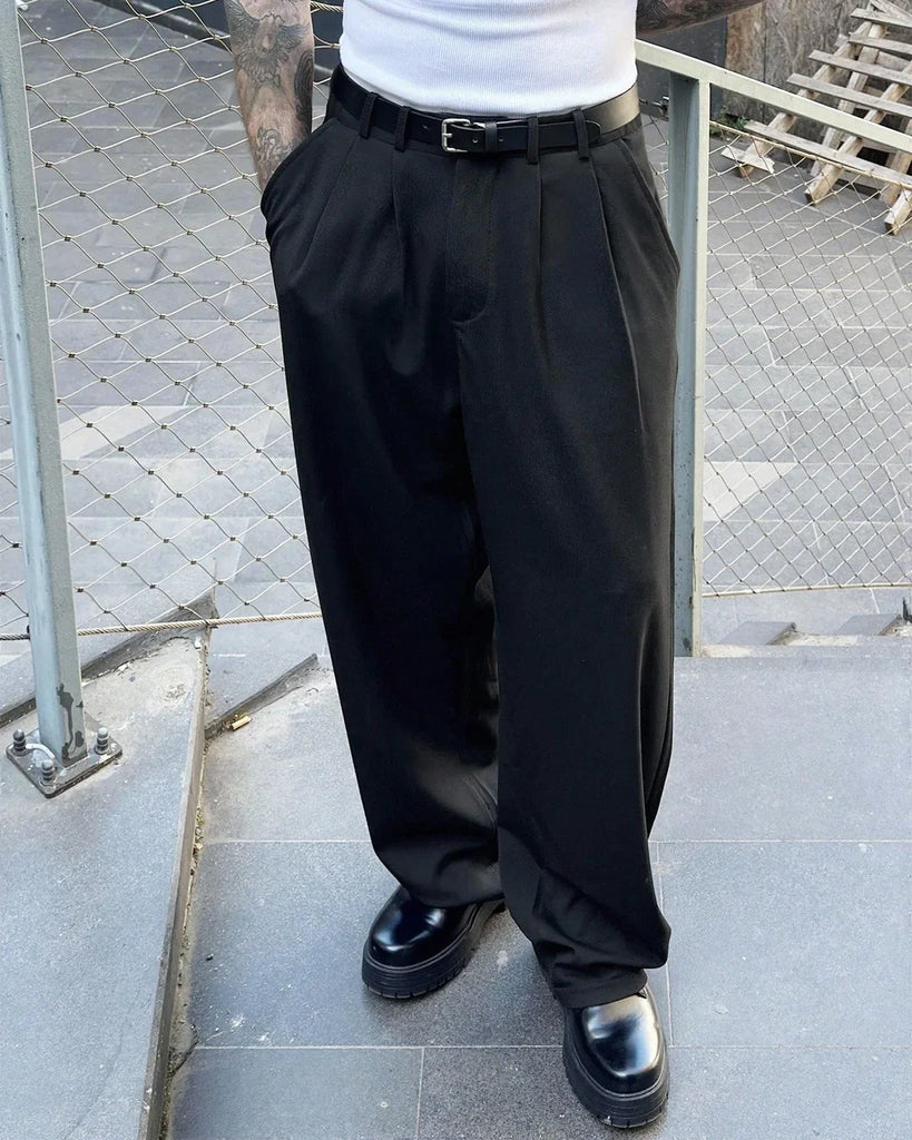 High-Waist Pleated Relaxed-Fit Trousers in Black